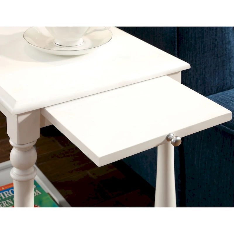 Tavolino Quam Farmhouse bianco da 63,5 cm in legno massello con 1 ripiano