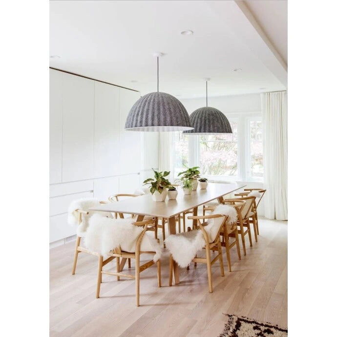 Sedia da pranzo moderna con seduta in corda di carta intrecciata, sedia laterale con schienale a Y e braccioli in legno massello in stile rustico